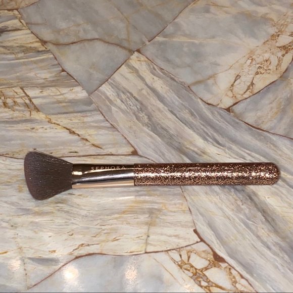 Sephora Angled Large Blush Brush Gold Sparkle